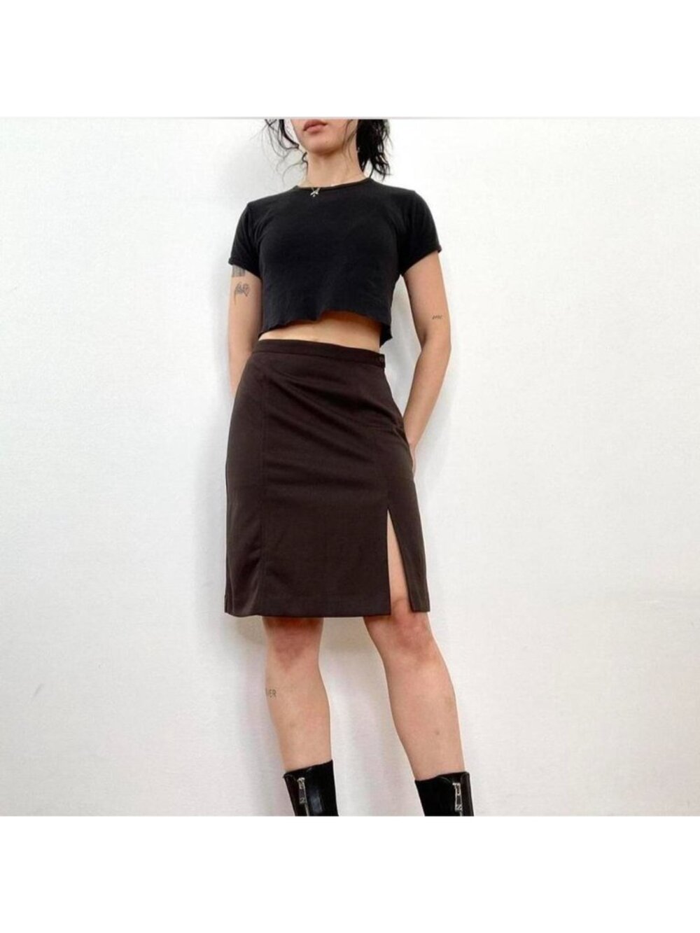 chic vintage 90's khaki / brown midi skirt...